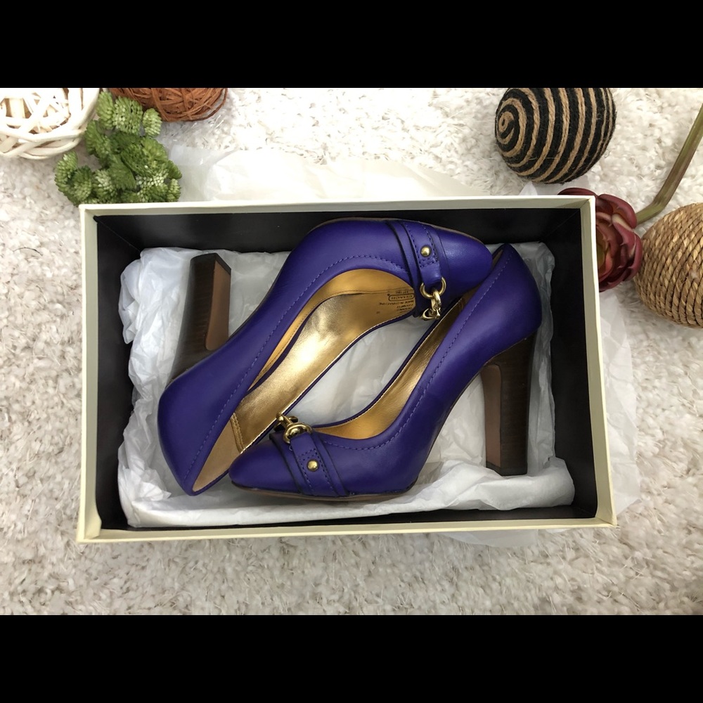 Coach Leather Pump - size 5 - Picture 16 of 16